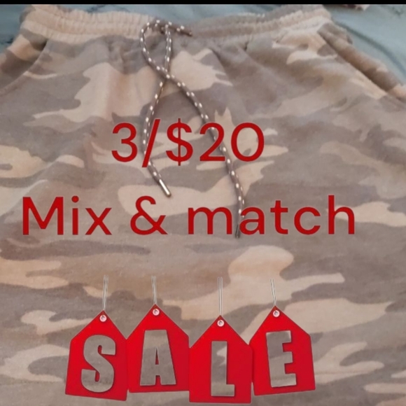 Maurice's camo skirt size xs - Picture 1 of 9